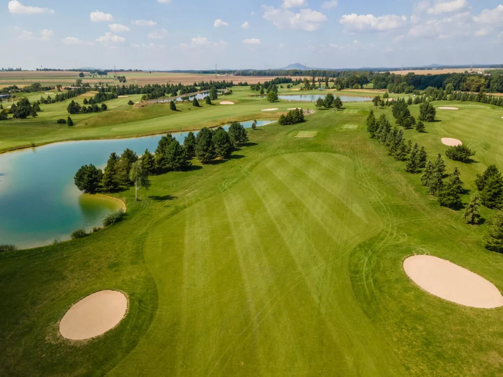 golfové hřiště